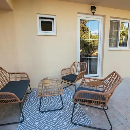 Barbarosa Apartment *