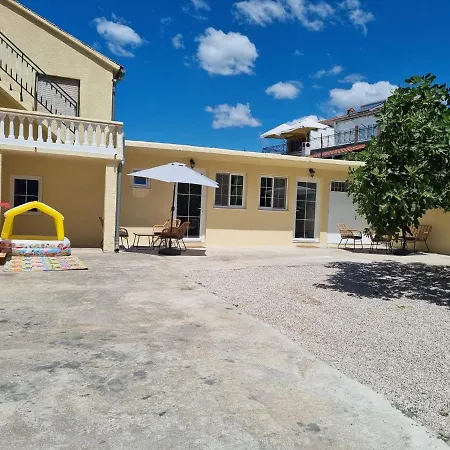 Apartment Barbarosa *