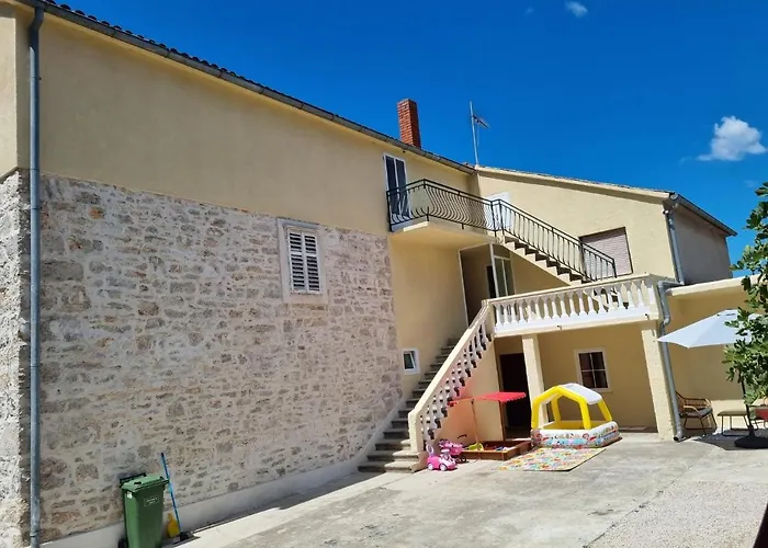 Barbarosa Apartman *